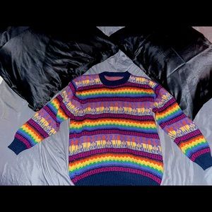 Vintage rainbow pattern sweater Size M / L